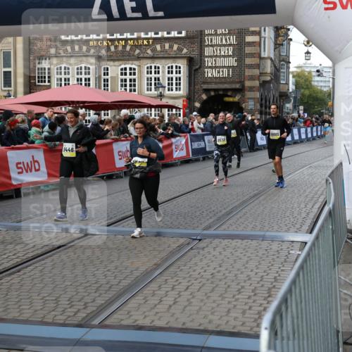 05.10.2025 - 20. swb-Marathon Bremen Yannick Fuchs http://msf.ph/oto/9243857 05.10.2025 11:10:46 Ziel 9446, 9572, 10146, 10442, 10665, 11240, 11342 meine-sportfotos.de