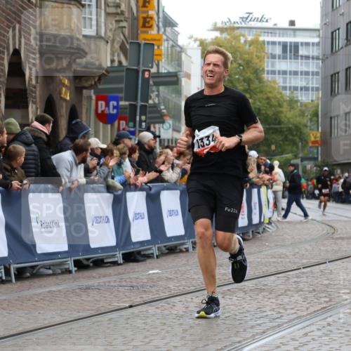 05.10.2025 - 20. swb-Marathon Bremen Strokosch-Dieckow http://msf.ph/oto/9243930 05.10.2025 12:45:12 Ziel 1155, 1334 meine-sportfotos.de