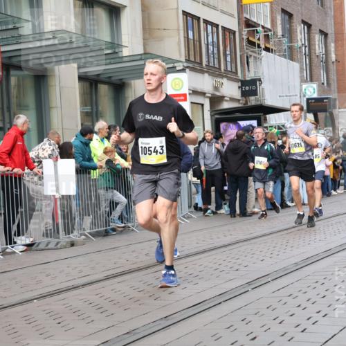 05.10.2025 - 20. swb-Marathon Bremen Strokosch-Dieckow http://msf.ph/oto/9244118 05.10.2025 10:49:47 Ziel 9485, 9579, 9645, 9676, 9689, 9693, 9787, 9803, 10022, 10246, 10356, 10400, 10443, 10543, 10868, 10946, 11104, 11208, 11288, 11295, 11621, 11642, 9485, 9579, 9645, 9676, 9689, 9693, 9787, 9803, 10022, 10246, 10356, 10400, 10443, 10543, 10868, 10946, 11104, 11208, 11288, 11295, 11621, 11642 meine-sportfotos.de