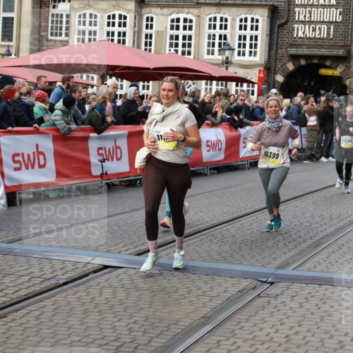 05.10.2025 - 20. swb-Marathon Bremen Yannick Fuchs http://msf.ph/oto/9244133 05.10.2025 11:10:57 Ziel 9804, 9984, 10399, 10861, 10962, 11157, 11161, 11318, 11544 meine-sportfotos.de