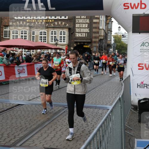 05.10.2025 - 20. swb-Marathon Bremen Yannick Fuchs http://msf.ph/oto/9244136 05.10.2025 11:09:34 Ziel 9002, 9493, 9649, 9848, 9892, 9945, 10074, 10214, 10865, 11037, 11218 meine-sportfotos.de