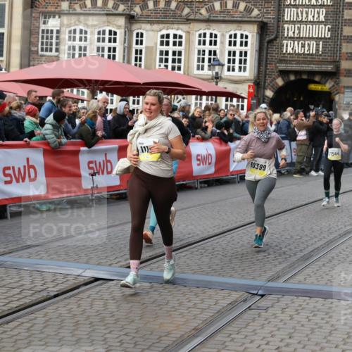 05.10.2025 - 20. swb-Marathon Bremen Yannick Fuchs http://msf.ph/oto/9244140 05.10.2025 11:10:57 Ziel 9804, 9984, 10399, 10861, 10962, 11157, 11161, 11318, 11544 meine-sportfotos.de