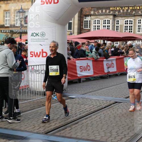 05.10.2025 - 20. swb-Marathon Bremen Yannick Fuchs http://msf.ph/oto/9244315 05.10.2025 11:11:10 Ziel 9664, 10415, 11395, 11560 meine-sportfotos.de