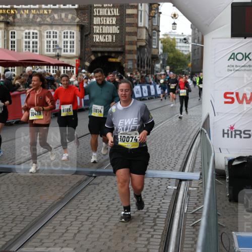 05.10.2025 - 20. swb-Marathon Bremen Yannick Fuchs http://msf.ph/oto/9244420 05.10.2025 11:09:39 Ziel 9002, 9185, 9493, 9649, 9945, 10074, 10214, 10417, 10419, 10865, 11037, 11447, 11526, 11614 meine-sportfotos.de