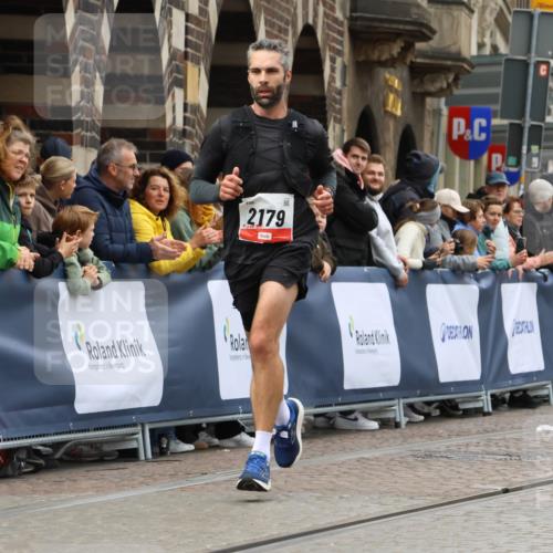05.10.2025 - 20. swb-Marathon Bremen Strokosch-Dieckow http://msf.ph/oto/9244496 05.10.2025 12:45:55 Ziel 2179 meine-sportfotos.de
