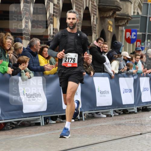 05.10.2025 - 20. swb-Marathon Bremen Strokosch-Dieckow http://msf.ph/oto/9244530 05.10.2025 12:45:55 Ziel 2179 meine-sportfotos.de