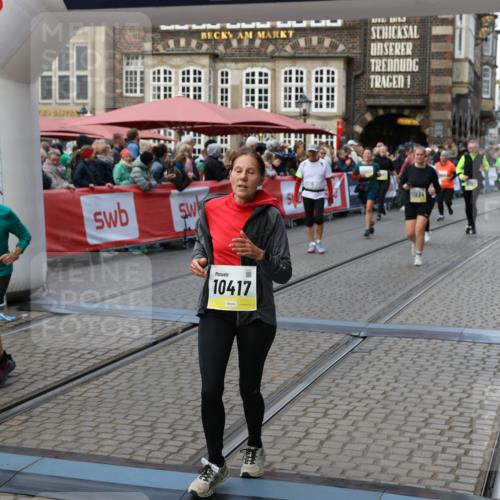 05.10.2025 - 20. swb-Marathon Bremen Yannick Fuchs http://msf.ph/oto/9244624 05.10.2025 11:09:44 Ziel 9185, 10074, 10245, 10417, 10419, 10865, 10943, 11407, 11447, 11526, 11614, 11664 meine-sportfotos.de