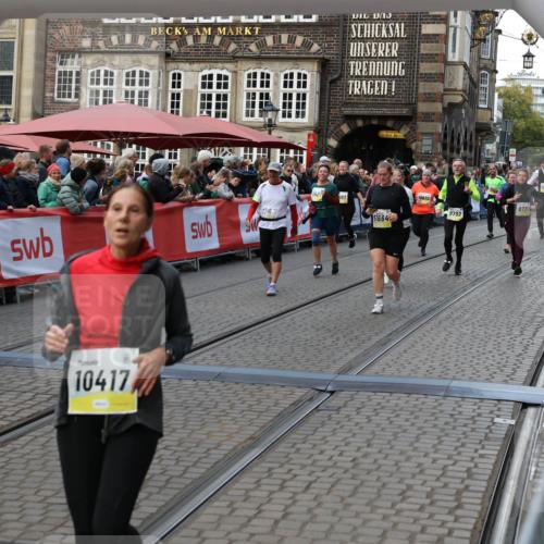 05.10.2025 - 20. swb-Marathon Bremen Yannick Fuchs http://msf.ph/oto/9244643 05.10.2025 11:09:45 Ziel 9185, 9731, 9732, 10245, 10417, 10419, 10943, 11407, 11447, 11526, 11614, 11664 meine-sportfotos.de