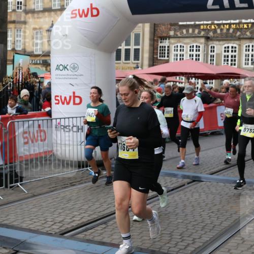 05.10.2025 - 20. swb-Marathon Bremen Yannick Fuchs http://msf.ph/oto/9244705 05.10.2025 11:09:48 Ziel 9001, 9538, 9731, 9732, 9887, 10245, 10316, 10417, 10672, 10881, 10886, 10943, 11407, 11526, 11654, 11655, 11664 meine-sportfotos.de