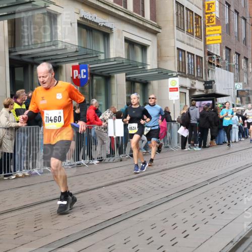 05.10.2025 - 20. swb-Marathon Bremen Strokosch-Dieckow http://msf.ph/oto/9244714 05.10.2025 10:50:07 Ziel 8866, 9267, 9299, 9337, 9578, 9740, 9986, 10022, 10066, 10199, 10251, 10400, 10443, 10537, 10638, 10923, 11022, 11062, 11239, 11241, 11254, 11298, 11344, 11460, 11466, 11531, 11660, 11740, 8866, 9267, 9299, 9337, 9578, 9740, 9986, 10022, 10066, 10199, 10251, 10400, 10443, 10537, 10638, 10923, 11022, 11062, 11239, 11241, 11254, 11298, 11344, 11460, 11466, 11531, 11660, 11740 meine-sportfotos.de