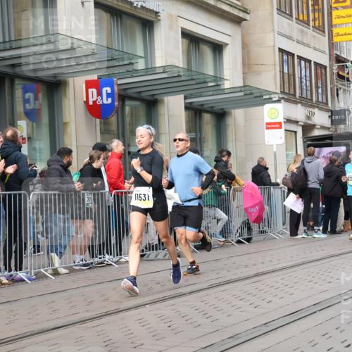 05.10.2025 - 20. swb-Marathon Bremen Strokosch-Dieckow http://msf.ph/oto/9244727 05.10.2025 10:50:08 Ziel 8866, 9267, 9299, 9337, 9578, 9740, 9986, 10022, 10066, 10199, 10251, 10443, 10537, 10638, 10923, 11022, 11062, 11239, 11241, 11254, 11298, 11344, 11460, 11466, 11531, 11660, 11740, 8866, 9267, 9299, 9337, 9578, 9740, 9986, 10022, 10066, 10199, 10251, 10443, 10537, 10638, 10923, 11022, 11062, 11239, 11241, 11254, 11298, 11344, 11460, 11466, 11531, 11660, 11740 meine-sportfotos.de