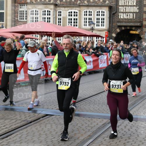 05.10.2025 - 20. swb-Marathon Bremen Yannick Fuchs http://msf.ph/oto/9244735 05.10.2025 11:09:49 Ziel 9001, 9538, 9731, 9732, 9887, 10245, 10316, 10412, 10417, 10672, 10881, 10886, 10943, 11407, 11654, 11655, 11664 meine-sportfotos.de
