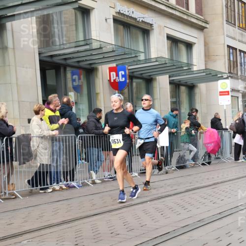 05.10.2025 - 20. swb-Marathon Bremen Strokosch-Dieckow http://msf.ph/oto/9244739 05.10.2025 10:50:08 Ziel 8866, 9267, 9299, 9337, 9578, 9740, 9986, 10022, 10066, 10199, 10251, 10443, 10537, 10638, 10923, 11022, 11062, 11239, 11241, 11254, 11298, 11344, 11460, 11466, 11531, 11660, 11740, 8866, 9267, 9299, 9337, 9578, 9740, 9986, 10022, 10066, 10199, 10251, 10443, 10537, 10638, 10923, 11022, 11062, 11239, 11241, 11254, 11298, 11344, 11460, 11466, 11531, 11660, 11740 meine-sportfotos.de
