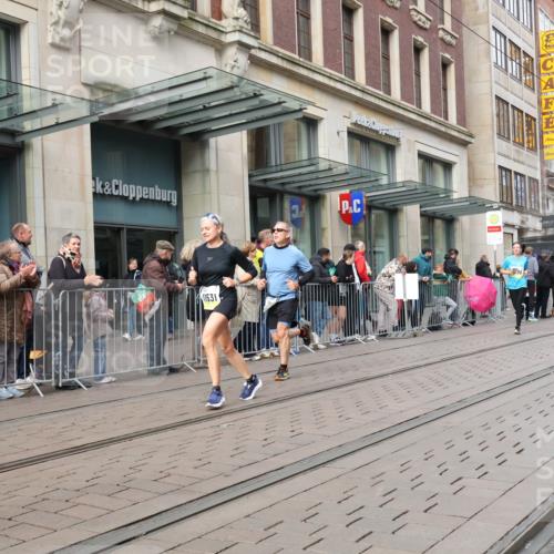 05.10.2025 - 20. swb-Marathon Bremen Strokosch-Dieckow http://msf.ph/oto/9244767 05.10.2025 10:50:09 Ziel 8866, 9267, 9299, 9337, 9578, 9740, 9986, 10066, 10199, 10251, 10443, 10537, 10638, 10923, 11022, 11062, 11239, 11241, 11254, 11298, 11344, 11460, 11466, 11531, 11660, 11740, 8866, 9267, 9299, 9337, 9578, 9740, 9986, 10066, 10199, 10251, 10443, 10537, 10638, 10923, 11022, 11062, 11239, 11241, 11254, 11298, 11344, 11460, 11466, 11531, 11660, 11740 meine-sportfotos.de