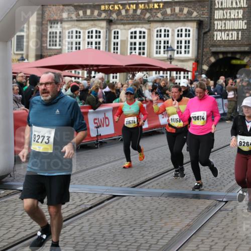 05.10.2025 - 20. swb-Marathon Bremen Yannick Fuchs http://msf.ph/oto/9244804 05.10.2025 11:11:22 Ziel 8865, 9245, 9264, 9273, 9479, 9822, 9823, 9836, 9837, 10183, 10614, 11158, 11568, 11578, 11580 meine-sportfotos.de