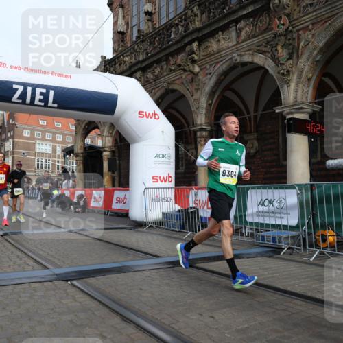 05.10.2025 - 20. swb-Marathon Bremen Yannick Fuchs http://msf.ph/oto/9244810 05.10.2025 10:42:20 Ziel 8187, 9364, 9504, 10838, 11217, 11422 meine-sportfotos.de