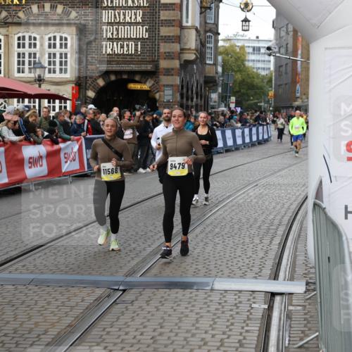 05.10.2025 - 20. swb-Marathon Bremen Yannick Fuchs http://msf.ph/oto/9244870 05.10.2025 11:11:23 Ziel 8865, 9011, 9245, 9264, 9273, 9386, 9479, 9822, 9823, 9836, 9837, 10183, 10614, 11158, 11568, 11578, 11580 meine-sportfotos.de