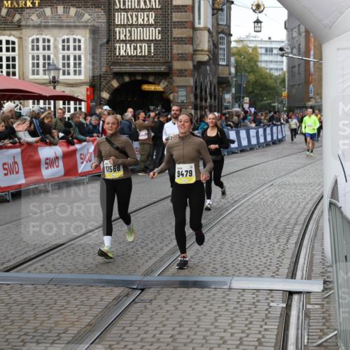 05.10.2025 - 20. swb-Marathon Bremen Yannick Fuchs http://msf.ph/oto/9244888 05.10.2025 11:11:24 Ziel 9011, 9245, 9264, 9273, 9386, 9479, 9822, 9823, 9836, 9837, 10183, 10614, 11158, 11568, 11578, 11580 meine-sportfotos.de
