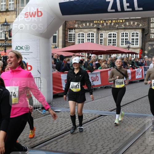 05.10.2025 - 20. swb-Marathon Bremen Yannick Fuchs http://msf.ph/oto/9244922 05.10.2025 11:11:25 Ziel 9011, 9264, 9273, 9386, 9479, 9836, 9837, 10183, 10614, 11158, 11568, 11578, 11580 meine-sportfotos.de