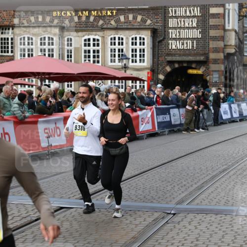 05.10.2025 - 20. swb-Marathon Bremen Yannick Fuchs http://msf.ph/oto/9244959 05.10.2025 11:11:26 Ziel 9011, 9264, 9273, 9386, 9479, 10183, 10614, 11158, 11568, 11578, 11580 meine-sportfotos.de