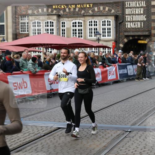 05.10.2025 - 20. swb-Marathon Bremen Yannick Fuchs http://msf.ph/oto/9245015 05.10.2025 11:11:26 Ziel 9011, 9264, 9273, 9386, 9479, 10183, 10614, 11158, 11568, 11578, 11580 meine-sportfotos.de