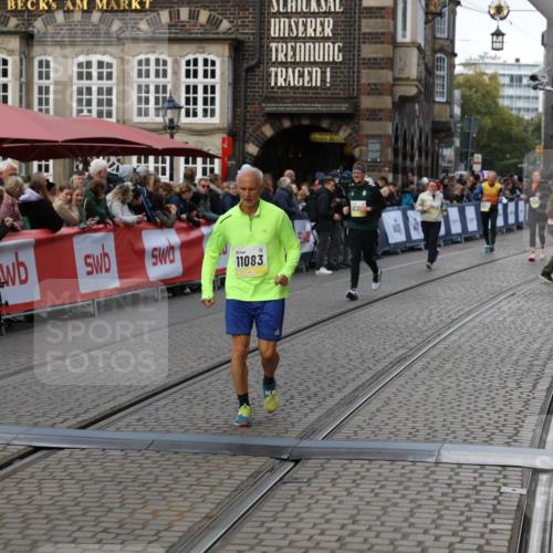 05.10.2025 - 20. swb-Marathon Bremen Yannick Fuchs http://msf.ph/oto/9245101 05.10.2025 11:11:34 Ziel 11083 meine-sportfotos.de