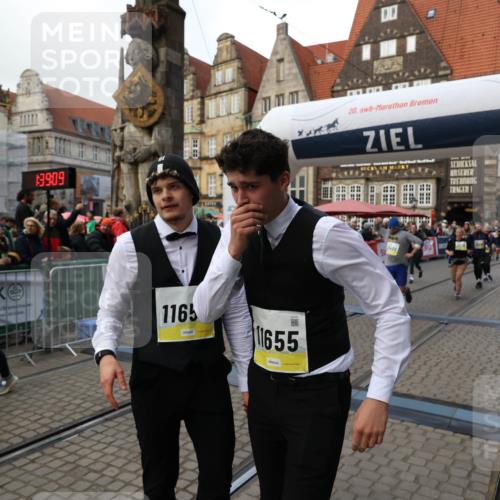 05.10.2025 - 20. swb-Marathon Bremen Yannick Fuchs http://msf.ph/oto/9245217 05.10.2025 11:09:58 Ziel 9001, 9410, 9685, 10412, 10448, 10827, 10860, 11206, 11219, 11486, 11655 meine-sportfotos.de
