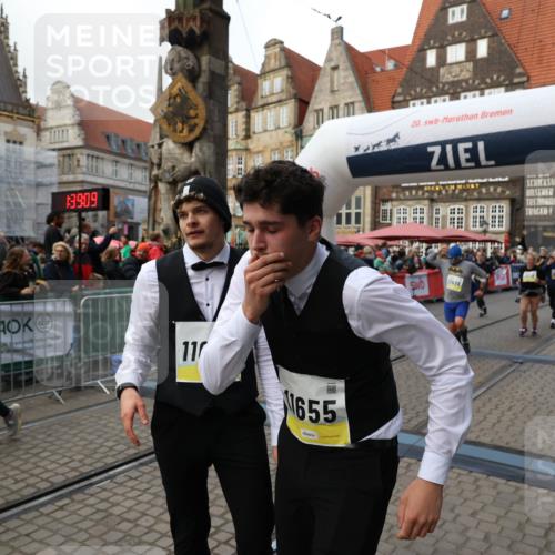 05.10.2025 - 20. swb-Marathon Bremen Yannick Fuchs http://msf.ph/oto/9245242 05.10.2025 11:09:58 Ziel 9001, 9410, 9685, 10412, 10448, 10827, 10860, 11206, 11219, 11486, 11655 meine-sportfotos.de