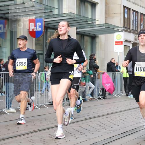 05.10.2025 - 20. swb-Marathon Bremen Strokosch-Dieckow http://msf.ph/oto/9245249 05.10.2025 10:50:26 Ziel 7733, 9230, 9251, 9267, 9277, 9299, 9399, 9578, 9658, 9715, 9742, 9832, 9888, 9966, 9969, 9975, 9986, 10029, 10043, 10224, 10227, 10251, 10279, 10479, 10534, 10689, 10698, 11061, 11062, 11220, 11311, 11451, 11466, 11543, 11661, 7733, 9230, 9251, 9267, 9277, 9299, 9399, 9578, 9658, 9715, 9742, 9832, 9888, 9966, 9969, 9975, 9986, 10029, 10043, 10224, 10227, 10251, 11062, 11466 meine-sportfotos.de