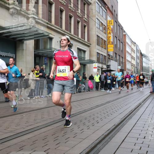 05.10.2025 - 20. swb-Marathon Bremen Strokosch-Dieckow http://msf.ph/oto/9245306 05.10.2025 10:50:28 Ziel 7733, 9199, 9230, 9251, 9277, 9299, 9399, 9578, 9630, 9658, 9715, 9742, 9832, 9888, 9966, 9969, 9975, 9986, 10029, 10043, 10224, 10227, 10251, 10254, 10279, 10479, 10534, 10689, 10698, 11061, 11062, 11220, 11311, 11451, 11466, 11543, 11661, 7733, 9199, 9230, 9251, 9277, 9299, 9399, 9578, 9630, 9658, 9715, 9742, 9832, 9888, 9966, 9969, 9975, 9986, 10029, 10043, 10224, 10227, 10251, 11062, 11466 meine-sportfotos.de