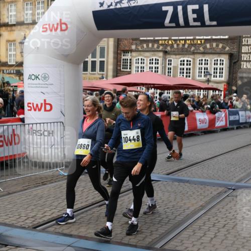 05.10.2025 - 20. swb-Marathon Bremen Yannick Fuchs http://msf.ph/oto/9245425 05.10.2025 11:10:03 Ziel 9410, 9685, 9760, 9972, 10435, 10448, 10515, 10827, 10860, 10885, 11219, 11381, 11405, 11486, 11748 meine-sportfotos.de