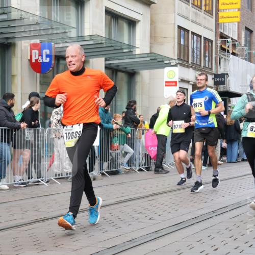 05.10.2025 - 20. swb-Marathon Bremen Strokosch-Dieckow http://msf.ph/oto/9245440 05.10.2025 10:50:34 Ziel 7733, 9199, 9230, 9251, 9256, 9277, 9287, 9399, 9416, 9425, 9630, 9658, 9663, 9715, 9742, 9832, 9888, 9894, 9966, 9969, 9975, 10029, 10043, 10206, 10224, 10226, 10227, 10254, 10279, 10378, 10479, 10534, 10669, 10689, 10698, 10743, 10932, 11061, 11220, 11279, 11311, 11391, 11451, 11543, 11573, 11661, 7733, 9199, 9230, 9251, 9256, 9277, 9287, 9399, 9416, 9425, 9630, 9658, 9663, 9715, 9742, 9832, 9888, 9894, 9966, 9969, 9975, 10029, 10043, 10206, 10224, 10226, 10227 meine-sportfotos.de