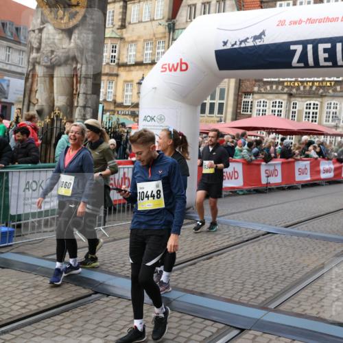05.10.2025 - 20. swb-Marathon Bremen Yannick Fuchs http://msf.ph/oto/9245531 05.10.2025 11:10:04 Ziel 9288, 9410, 9685, 9760, 9972, 10435, 10448, 10515, 10827, 10860, 10885, 11219, 11381, 11405, 11486, 11748 meine-sportfotos.de