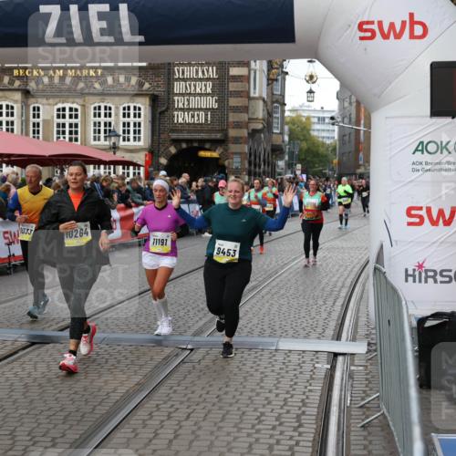 05.10.2025 - 20. swb-Marathon Bremen Yannick Fuchs http://msf.ph/oto/9245597 05.10.2025 11:11:43 Ziel 9453, 10058, 10264, 10320, 10333, 11030, 11191 meine-sportfotos.de