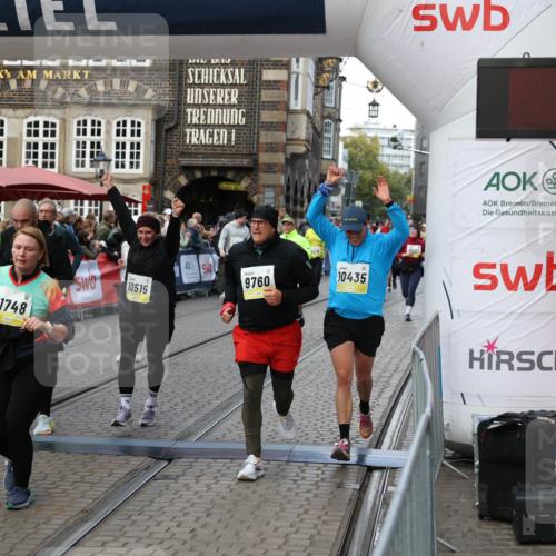 05.10.2025 - 20. swb-Marathon Bremen Yannick Fuchs http://msf.ph/oto/9245650 05.10.2025 11:10:06 Ziel 9288, 9410, 9685, 9760, 9972, 10435, 10448, 10515, 10659, 10827, 10860, 10885, 11219, 11381, 11405, 11634, 11748 meine-sportfotos.de