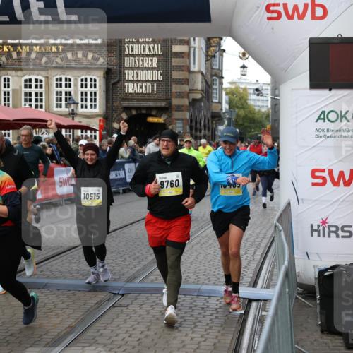 05.10.2025 - 20. swb-Marathon Bremen Yannick Fuchs http://msf.ph/oto/9245672 05.10.2025 11:10:06 Ziel 9288, 9410, 9685, 9760, 9972, 10435, 10448, 10515, 10659, 10827, 10860, 10885, 11219, 11381, 11405, 11634, 11748 meine-sportfotos.de