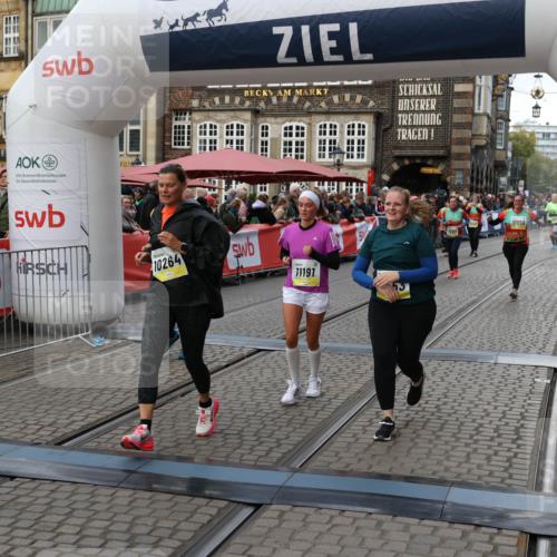 05.10.2025 - 20. swb-Marathon Bremen Yannick Fuchs http://msf.ph/oto/9245690 05.10.2025 11:11:45 Ziel 9453, 9999, 10058, 10264, 10320, 10333, 11030, 11172, 11191 meine-sportfotos.de