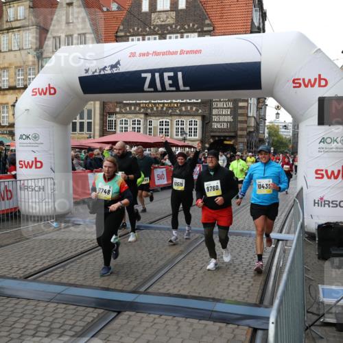 05.10.2025 - 20. swb-Marathon Bremen Yannick Fuchs http://msf.ph/oto/9245708 05.10.2025 11:10:07 Ziel 9288, 9410, 9561, 9685, 9760, 9972, 10435, 10448, 10515, 10659, 10860, 10885, 11381, 11405, 11634, 11748 meine-sportfotos.de