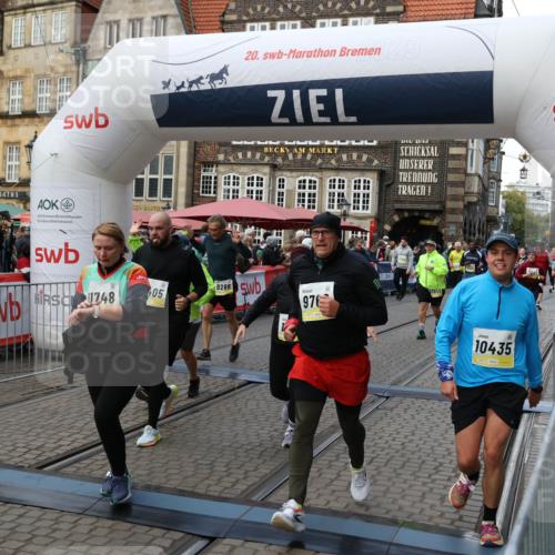 05.10.2025 - 20. swb-Marathon Bremen Yannick Fuchs http://msf.ph/oto/9245776 05.10.2025 11:10:07 Ziel 9288, 9410, 9561, 9685, 9760, 9972, 10435, 10448, 10515, 10659, 10860, 10885, 11381, 11405, 11634, 11748 meine-sportfotos.de