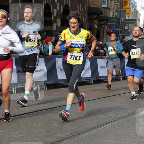 05.10.2025 - 20. swb-Marathon Bremen Strokosch-Dieckow http://msf.ph/oto/9245895 05.10.2025 10:58:41 Ziel 7163, 8585, 9346, 9359, 9370, 9529, 9540, 9622, 9714, 10263, 10527, 10561, 10591, 10679, 10871, 11078, 11651 meine-sportfotos.de