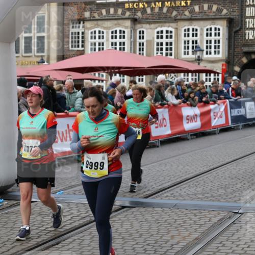 05.10.2025 - 20. swb-Marathon Bremen Yannick Fuchs http://msf.ph/oto/9245908 05.10.2025 11:11:51 Ziel 9680, 9999, 10058, 10235, 10236, 10333, 11172 meine-sportfotos.de