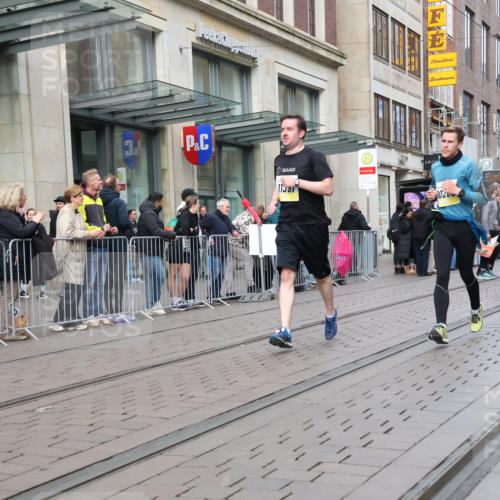 05.10.2025 - 20. swb-Marathon Bremen Strokosch-Dieckow http://msf.ph/oto/9245917 05.10.2025 10:50:50 Ziel 9199, 9256, 9287, 9416, 9425, 9630, 9663, 9894, 9906, 10206, 10215, 10222, 10226, 10254, 10378, 10432, 10669, 10743, 10932, 11061, 11279, 11391, 11573, 9199, 9256, 9287, 9416, 9425, 9630, 9663, 9894, 9906, 10206, 10215, 10222, 10226, 10432 meine-sportfotos.de