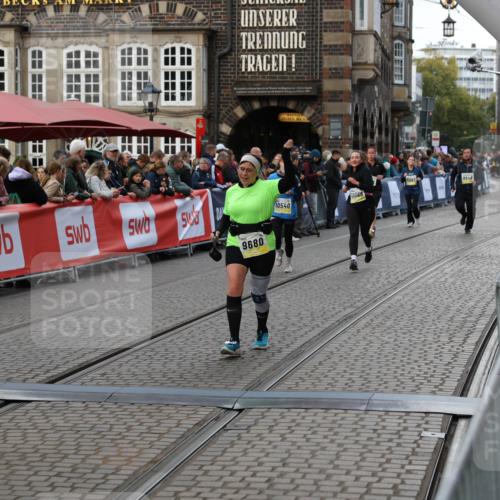 05.10.2025 - 20. swb-Marathon Bremen Yannick Fuchs http://msf.ph/oto/9245955 05.10.2025 11:11:52 Ziel 9680, 9999, 10058, 10235, 10236, 10540, 11088, 11172 meine-sportfotos.de