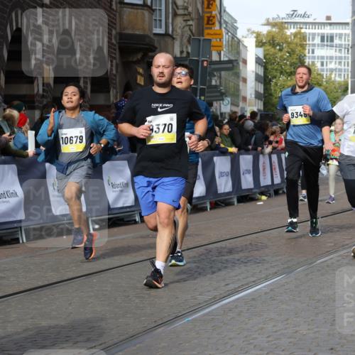 05.10.2025 - 20. swb-Marathon Bremen Strokosch-Dieckow http://msf.ph/oto/9245991 05.10.2025 10:58:42 Ziel 7163, 8585, 9346, 9359, 9370, 9540, 9622, 9714, 10263, 10527, 10561, 10591, 10679, 10871, 11078, 11290, 11651 meine-sportfotos.de