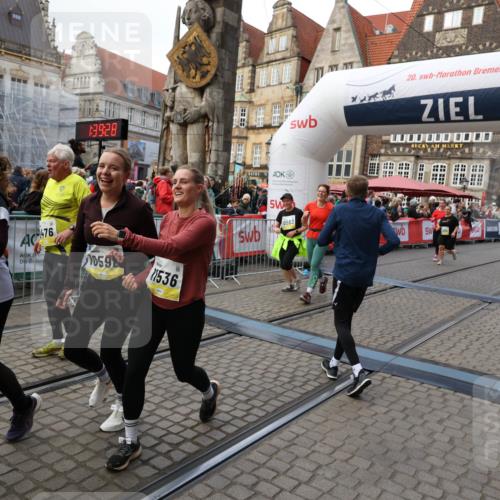 05.10.2025 - 20. swb-Marathon Bremen Yannick Fuchs http://msf.ph/oto/9246097 05.10.2025 11:10:17 Ziel 7799, 9470, 9476, 9554, 9561, 10082, 10383, 10563, 10596, 10969, 11204, 11261, 11401, 11536 meine-sportfotos.de