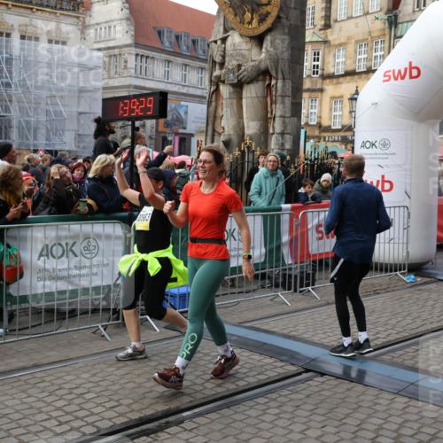 05.10.2025 - 20. swb-Marathon Bremen Yannick Fuchs http://msf.ph/oto/9246131 05.10.2025 11:10:18 Ziel 7799, 9470, 9476, 9554, 9806, 10082, 10383, 10563, 10596, 10969, 11204, 11261, 11401, 11536 meine-sportfotos.de