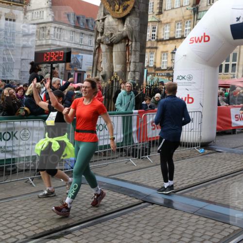 05.10.2025 - 20. swb-Marathon Bremen Yannick Fuchs http://msf.ph/oto/9246135 05.10.2025 11:10:18 Ziel 7799, 9470, 9476, 9554, 9806, 10082, 10383, 10563, 10596, 10969, 11204, 11261, 11401, 11536 meine-sportfotos.de