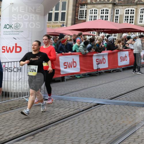05.10.2025 - 20. swb-Marathon Bremen Yannick Fuchs http://msf.ph/oto/9246159 05.10.2025 11:10:19 Ziel 7799, 9470, 9476, 9554, 9806, 10082, 10383, 10563, 10596, 10969, 11204, 11261, 11401, 11536 meine-sportfotos.de