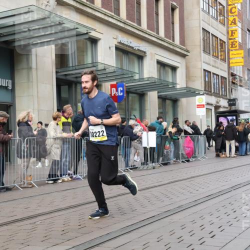 05.10.2025 - 20. swb-Marathon Bremen Strokosch-Dieckow http://msf.ph/oto/9246186 05.10.2025 10:51:02 Ziel 9252, 9906, 10215, 10222, 10321, 10376, 10432, 10556, 10928, 11177, 9252, 9906, 10215, 10222, 10321, 10376, 10432, 10556, 10928, 11177 meine-sportfotos.de