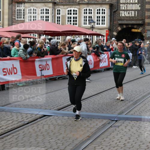 05.10.2025 - 20. swb-Marathon Bremen Yannick Fuchs http://msf.ph/oto/9246208 05.10.2025 11:10:20 Ziel 7799, 9470, 9476, 9806, 10082, 10563, 10596, 11204, 11261, 11536 meine-sportfotos.de